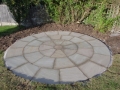 garden-landscapes-pavers-circle-tiles-images