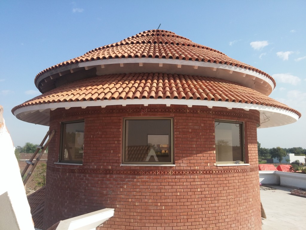 Cheap red house bricks gutka border wall facing tiles images in pakistan